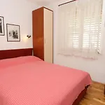 Apartment Apartments By The Sea Zuljana, Peljesac - 10112