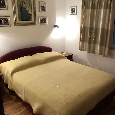 Apartments By The Sea Zuljana, Peljesac - 10112 * Zuljana