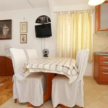 Apartments By The Sea Zuljana, Peljesac - 10112 Zuljana