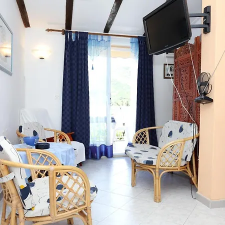 Apartments By The Sea Zuljana, Peljesac - 10112